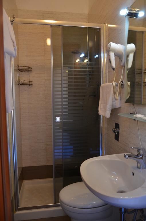 Hotel Nizza Мілан Екстер'єр фото